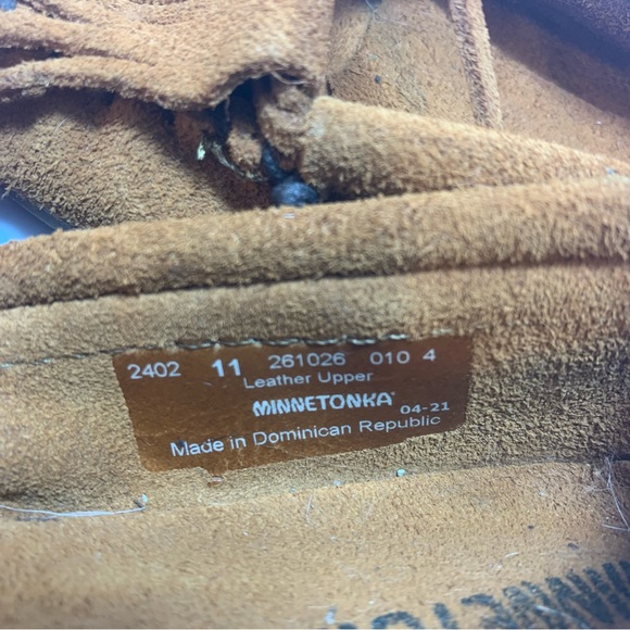 MINNETONKA flat shoes leather upper size 11 - Picture 8 of 9